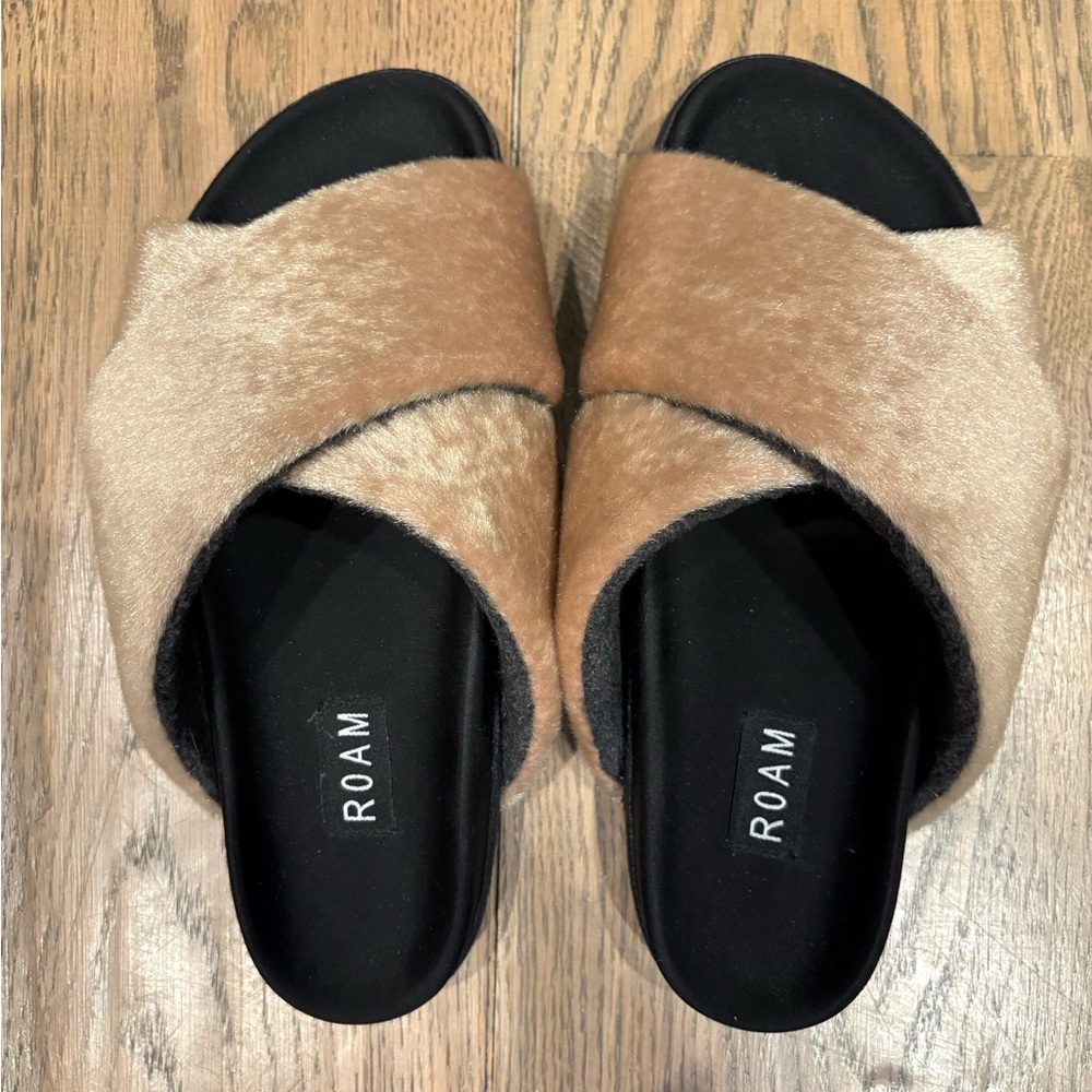 ROAM CLOUD SLIPPERS